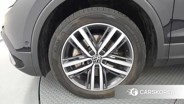 Volkswagen Tiguan Allspace id 4763504 из Кореи 26