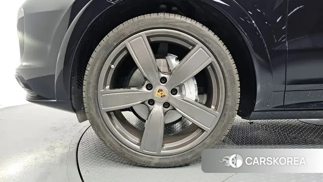 Porsche Cayenne (PO536) id 3379374 из Кореи 15