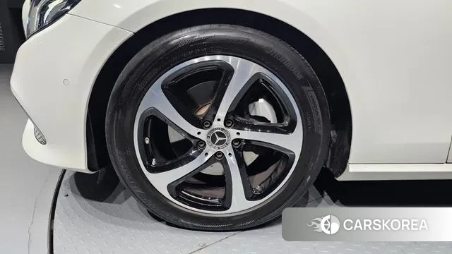 Mercedes-Benz E-Class W213 id 3494051 из Кореи 15