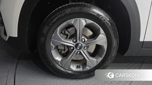 Kia Seltos id 3611654 из Кореи 15