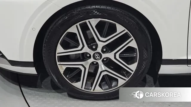 Hyundai Grandeur (GN7) id 3507737 из Кореи 15