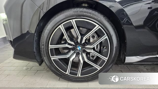 BMW 7 Series (G70) id 4381875 из Кореи 34