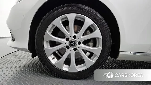 Mercedes-Benz E-Class W213 id 3708659 из Кореи 15