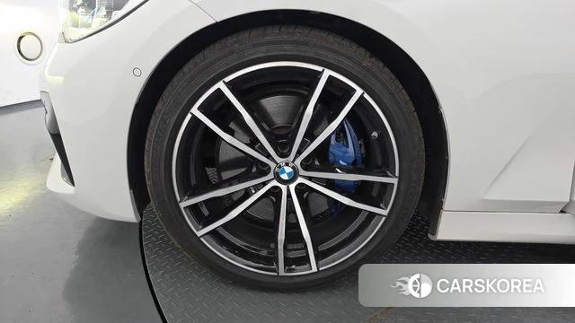 BMW 3 Series (G20) id 4693826 из Кореи 15
