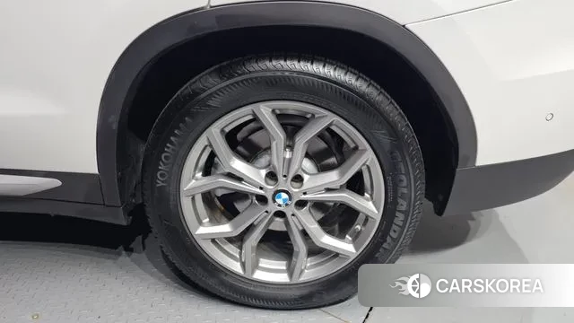 BMW X3 (G01) id 3778602 из Кореи 15