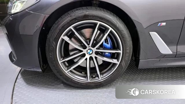 BMW 5 Series (G30) id 3620341 из Кореи 15