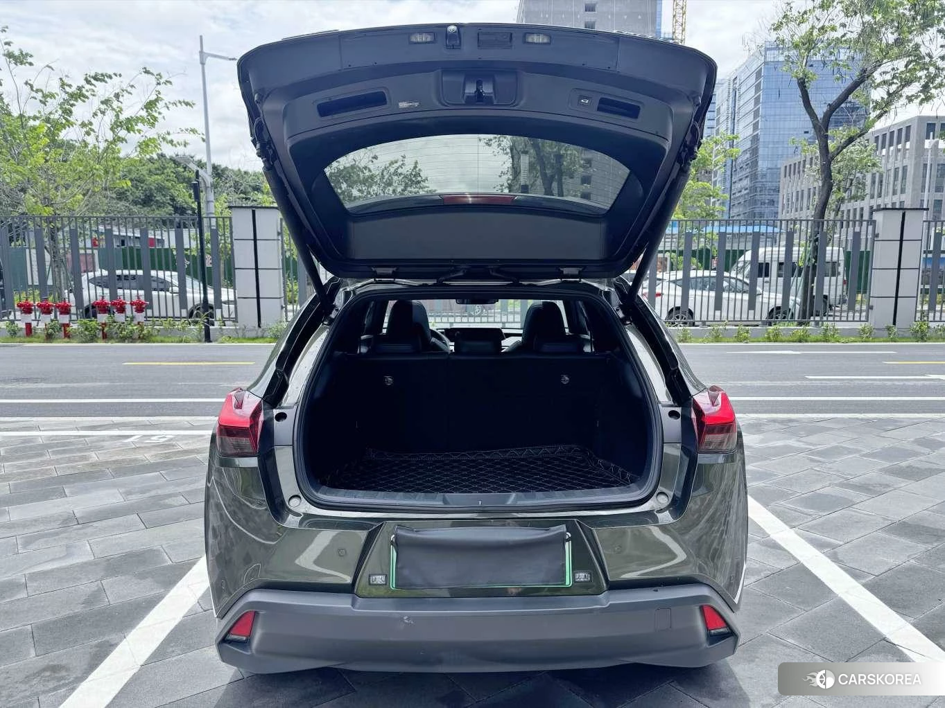 Lexus UX EV id 4468014 из Китая 26
