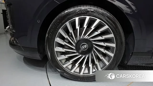 Hyundai Grandeur (GN7) id 3042710 из Кореи 15