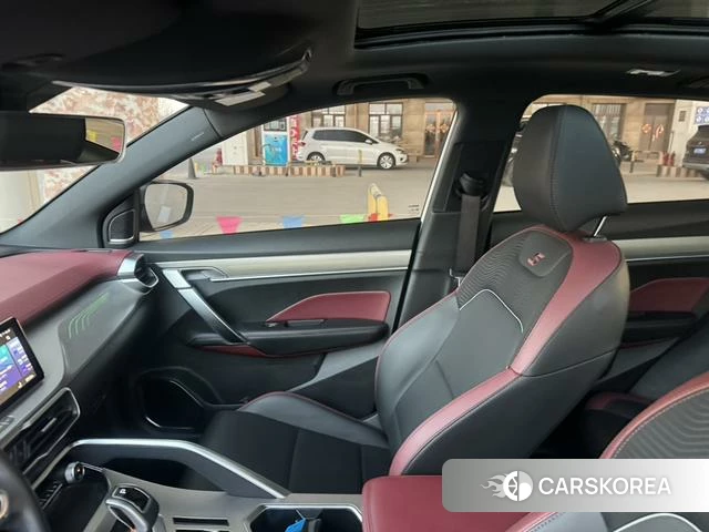 Geely Automobile Binyue id 4235843 из Китая 11