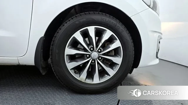 Kia All New Carnival id 3789799 из Кореи 15