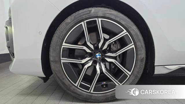 BMW 7 Series (G70) id 4353980 из Кореи 15