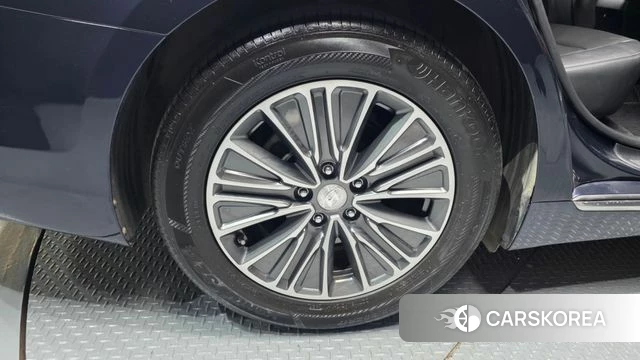 Hyundai Grandeur IG Hybrid id 4203782 из Кореи 34