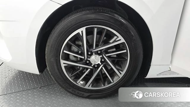 Hyundai The New Grandeur IG id 4231486 из Кореи 27