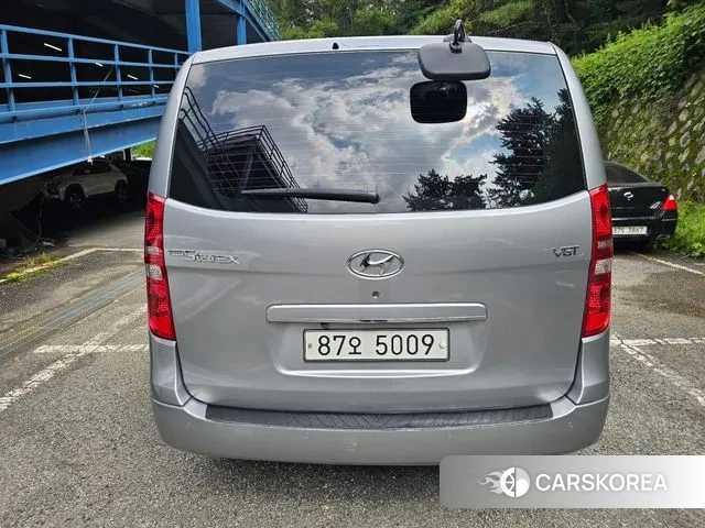 Hyundai The New Grand Starex id 3235924 из Кореи 14
