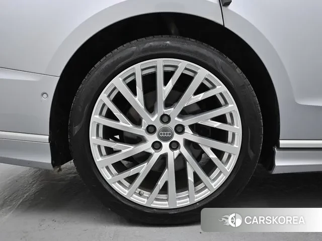 Audi A8 (D5) id 2985759 из Кореи 15