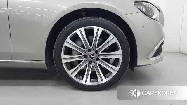 Mercedes-Benz E-Class W213 id 3447696 из Кореи 15