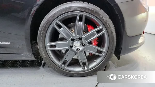 Maserati Quattroporte id 2375140 из Кореи 15