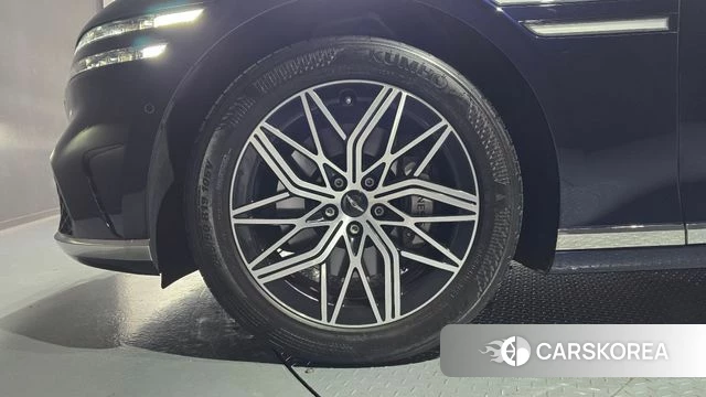 Genesis G90 (RS4) id 3826419 из Кореи 15