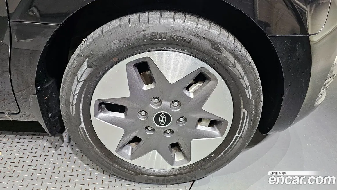 Hyundai Staria id 2156036 из Кореи 15