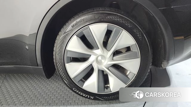 Tesla Model Y id 3864556 из Кореи 16