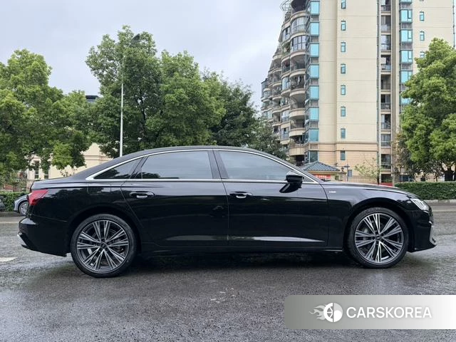 Audi A6L id 4260611 из Китая 18
