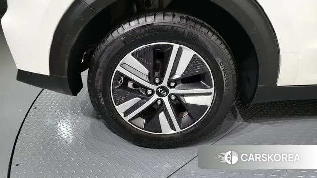 Kia The New Niro id 3307412 из Кореи 15