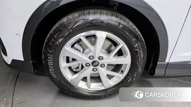 Audi Q3 (F3) id 3436742 из Кореи 15