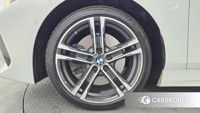 BMW 1 Series (F40) id 4268023 из Кореи 28