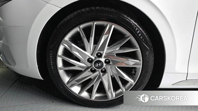 Hyundai The New Grandeur IG id 4445089 из Кореи 32