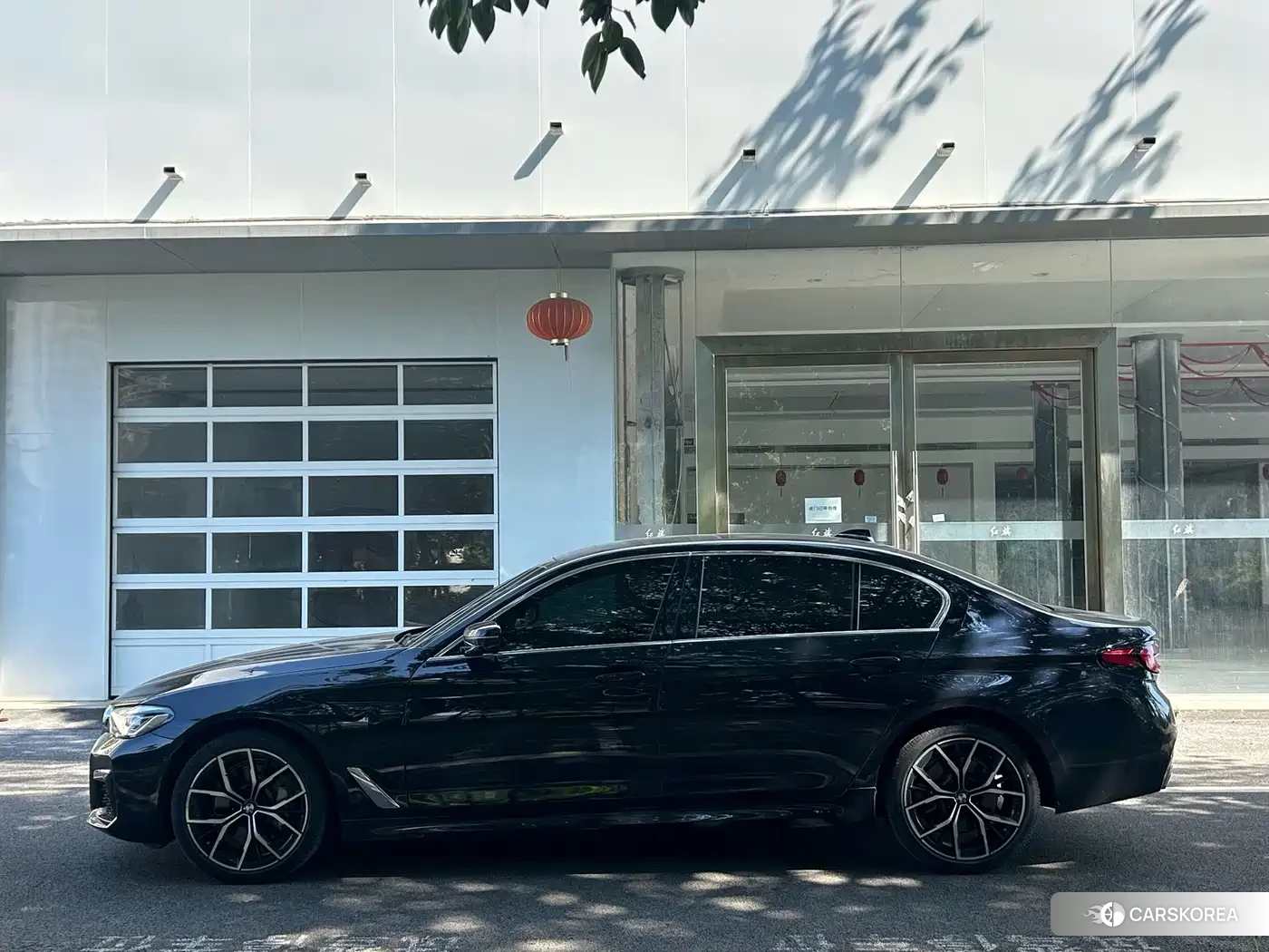 BMW 5 series 2023 Черный из Китая, фото 6