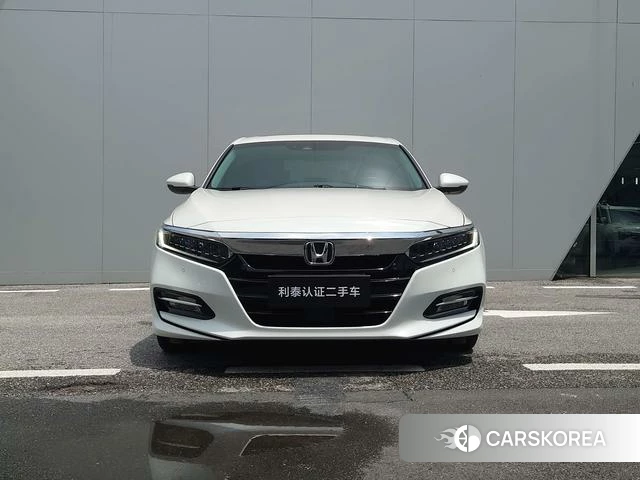 Honda Accord id 4393541 из Китая 10