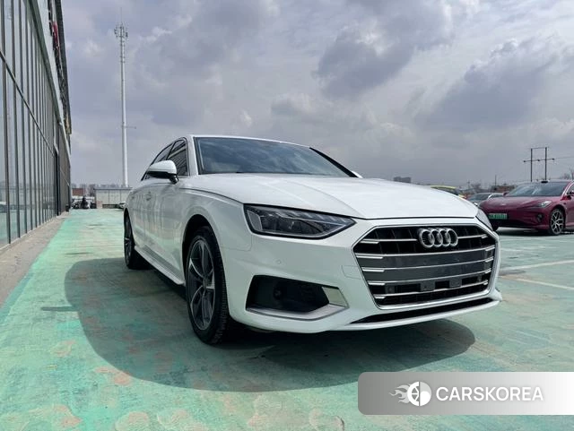 Audi A4L id 4275262 из Китая 9