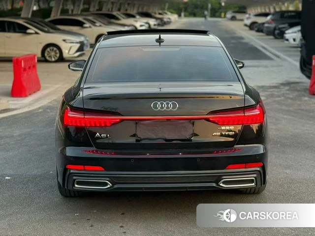 Audi A6L 2021 Черный из Китая, фото 5