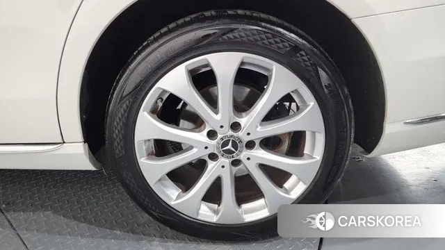 Mercedes-Benz E-Class W213 id 3408243 из Кореи 15