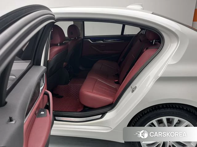 BMW 5 series id 4278357 из Китая 15