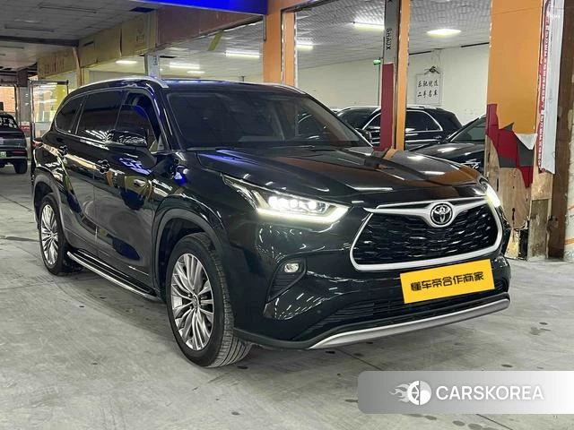 Toyota Highlander 2023 Черный из Китая, фото 5