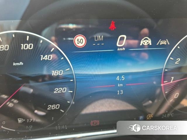 Mercedes-Benz E-Class W214 2026 Черный двухцветный из Кореи, фото 5