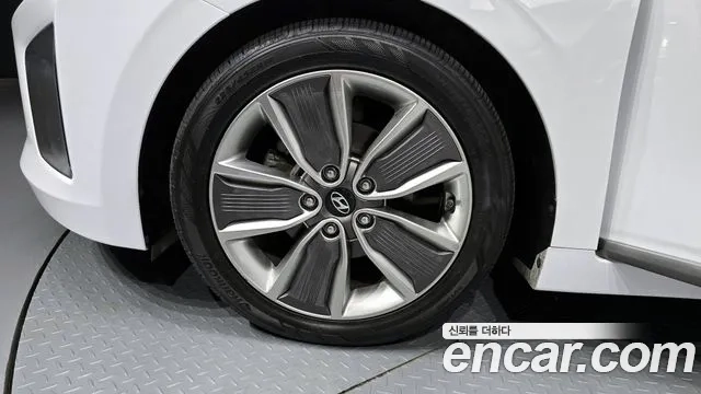 Hyundai Ionic Hybrid id 2922863 из Кореи 15