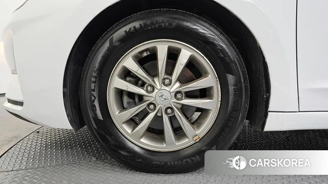 Hyundai The New Avante AD id 4620374 из Кореи 15