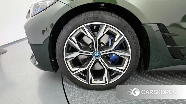 BMW i4 id 3851399 из Кореи 15