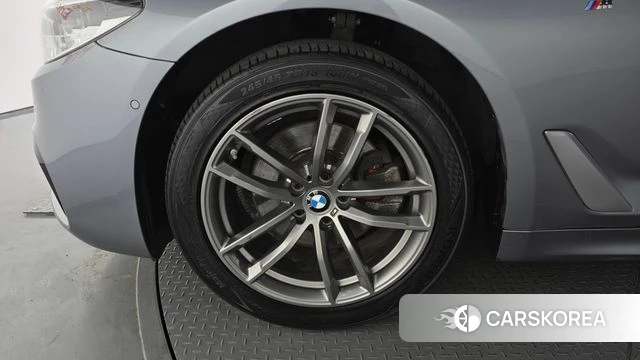 BMW 5 Series (G30) id 4020545 из Кореи 15