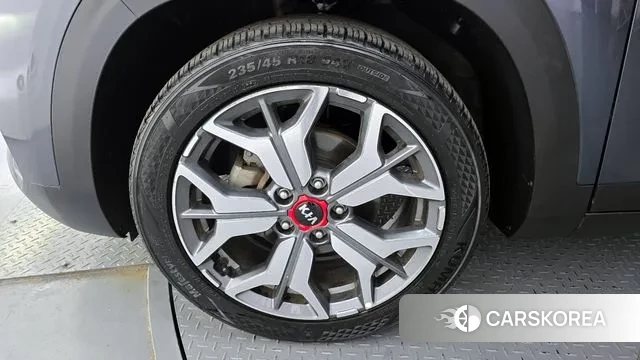 Kia Seltos id 3687073 из Кореи 15