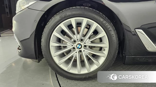 BMW 5 Series (G30) id 4520979 из Кореи 15