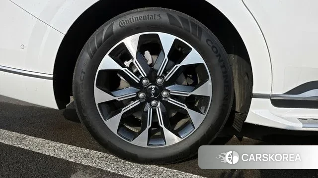 Kia Carnival 4th generation id 3406384 из Кореи 15