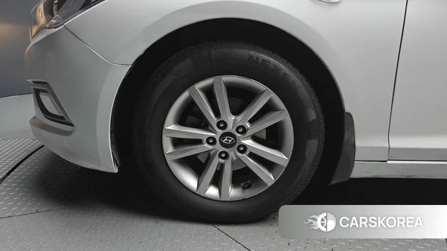 Hyundai LF Sonata id 4339814 из Кореи 15