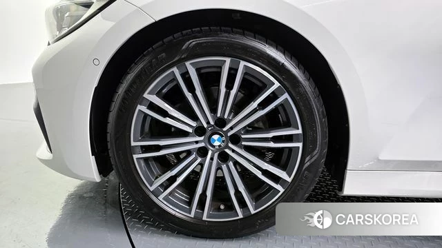 BMW 3 Series (G20) id 4424290 из Кореи 28