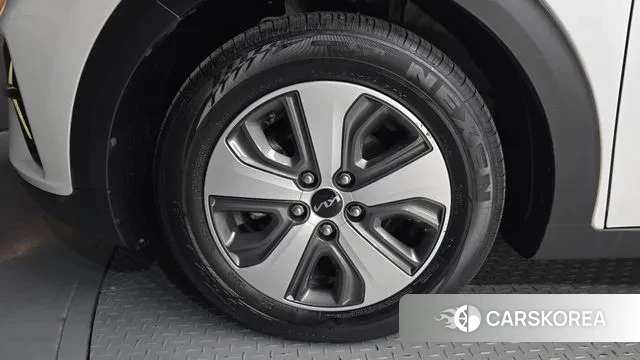 Kia The New Niro id 3208309 из Кореи 15