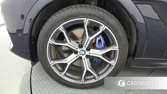 BMW X6 (G06) id 4716847 из Кореи 27