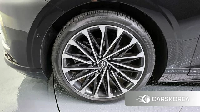 Hyundai Grandeur (GN7) id 4230332 из Кореи 30