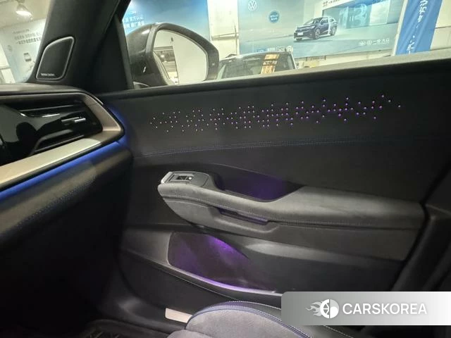 Volkswagen Tourang id 4212181 из Китая 12